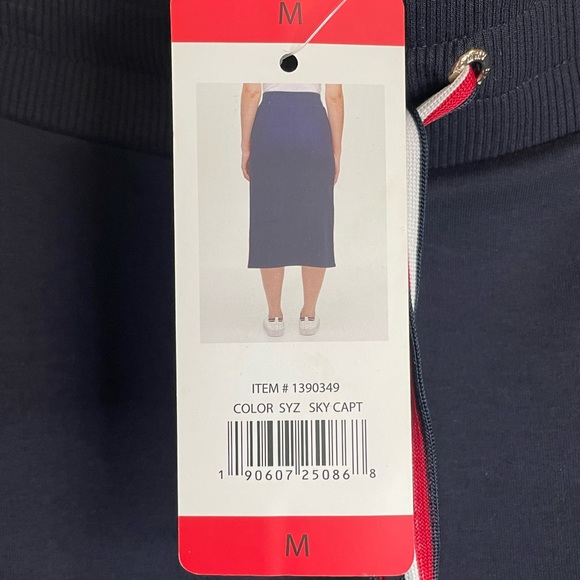 Women’s Tommy Hilfiger 3/4 Skirt Red White and Blue Size Medium - Picture 4 of 6